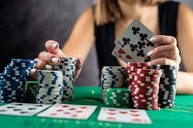 Sistem tier dan reward di platform 25 2d